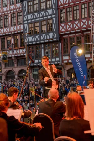 KLANGREGIE BEIM OPEN-AIR-KONZERT AUF DEM R&Ouml;MER